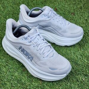 HOKA BONDI 9 - Womens Sneakers - SIZE 11D WIDE